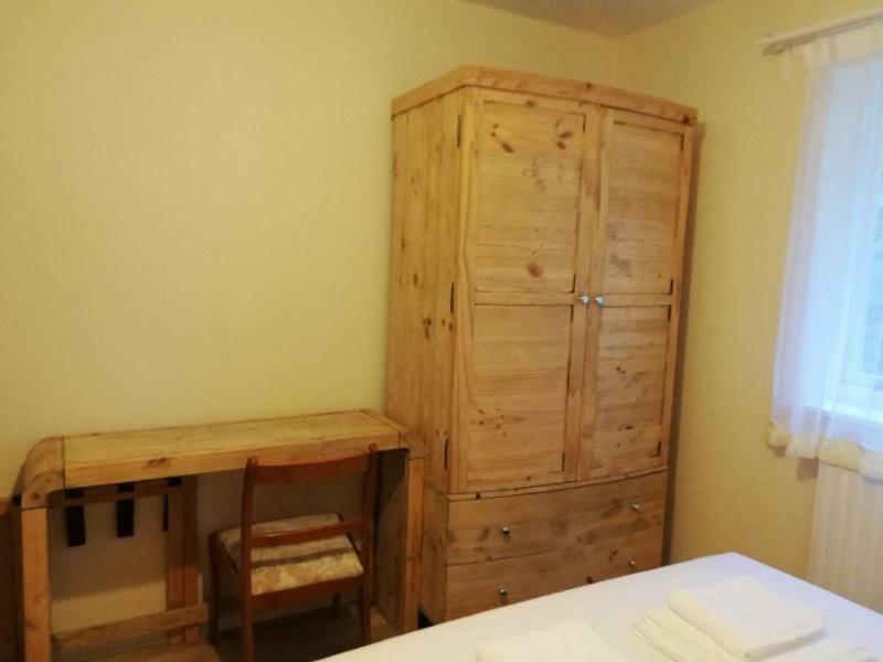 Robinhill Garden Hotell Forres Exteriör bild